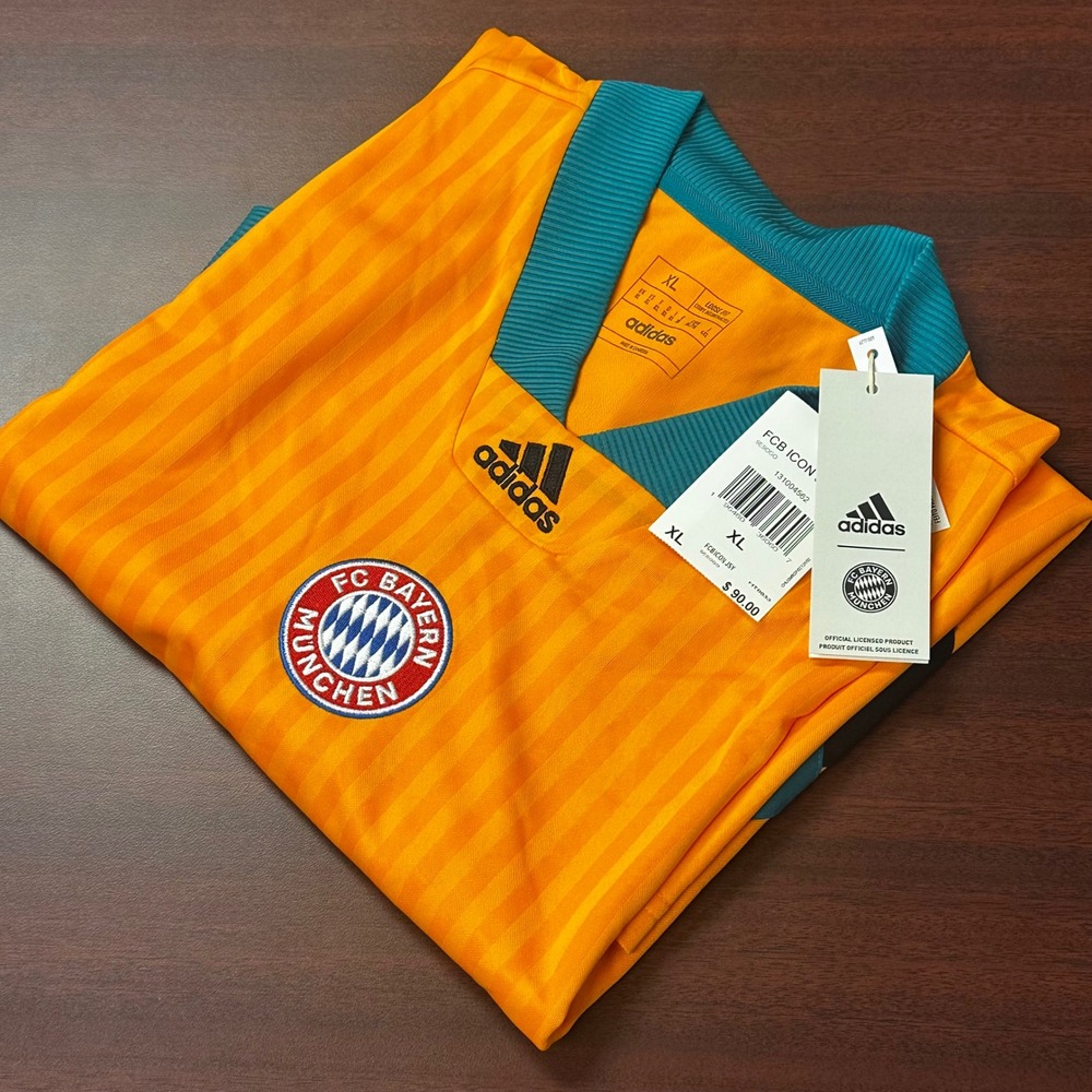 Adidas FC Bayern Munich Icon Jersey Mens XL Soccer HT8833 NWT Loose Fit $90